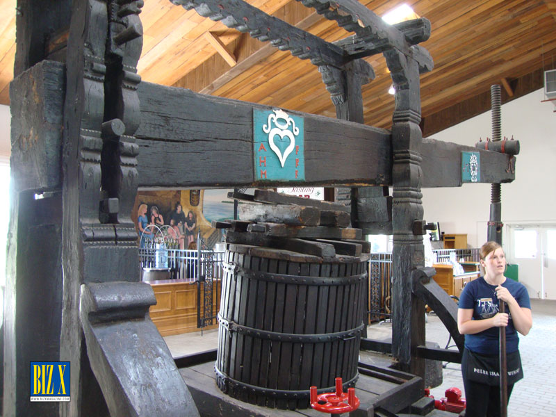 pelee island grape press, Pelee Island Tourism