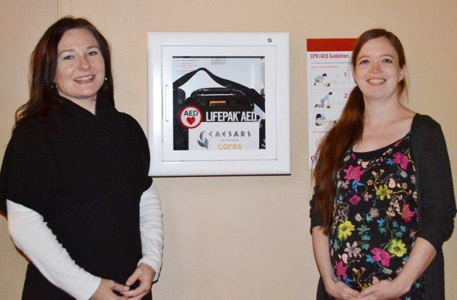 The Heart and Stroke Foundation Windsor Essex and Caesars Windsor Cares celebrates installation of AED at Capitol Theatre