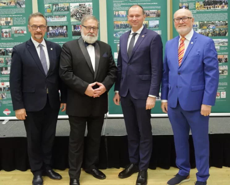 Polish 25th anniversary Windsor