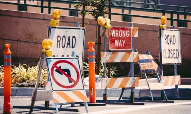 Daily road construction updates for the city of Windsor provided by Biz X magazine.
